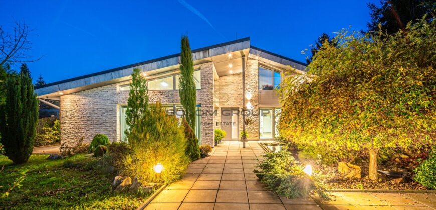 Prodej komplexu dvou rodinných domů, Rudná u Prahy