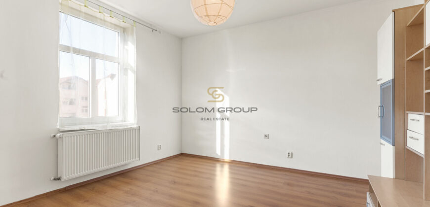 Pronájem bytu 1+1 + sklep, 41,5 m². Po úpravách. Beroun