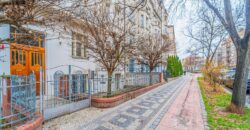 Prodej nebytového prostoru + předzahrádka, 125 m², Po úpravách, Bubeneč