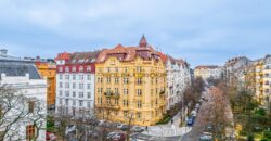 Prodej nebytového prostoru + předzahrádka, 125 m², Po úpravách, Bubeneč