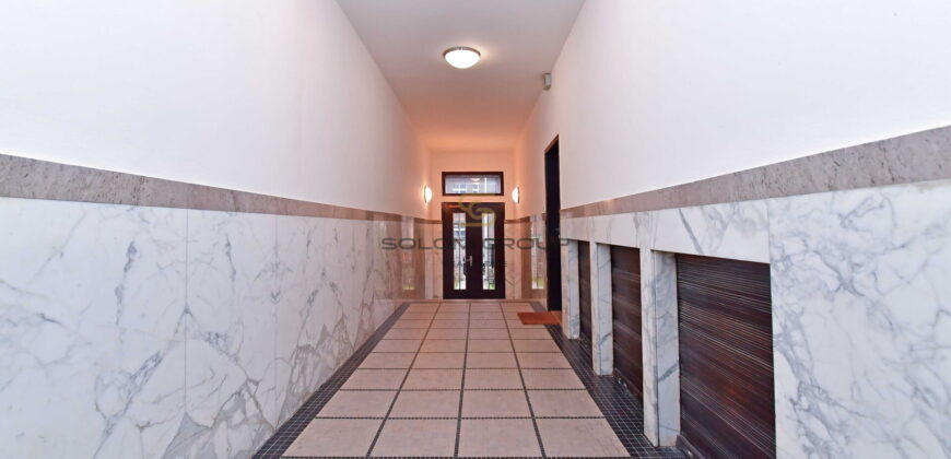 Pronájem bytu 2+1/možno jako 3+kk, 2x balkon, 2x komora v bytě, 92 m², po rekonstrukci. Vinohrady