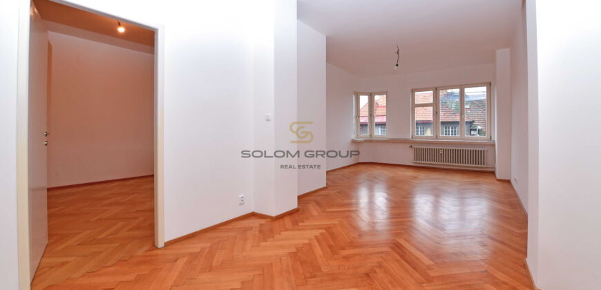 Pronájem bytu 2+1/možno jako 3+kk, 2x balkon, 2x komora v bytě, 92 m², po rekonstrukci. Vinohrady