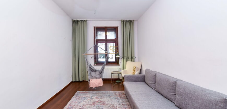 Pronájem bytu 2+1, 42 m² + sklep 5,8 m², 4. NP, výtah, Praha 2 – Vyšehrad, Neklanova