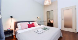 Pronájem bytu 2+1, 42 m² + sklep 5,8 m², 4. NP, výtah, Praha 2 – Vyšehrad, Neklanova