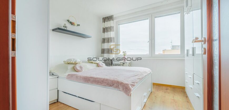 Prodej bytu 3+kk/Lodžie, 62 m², komora na chodbě, po úpravách, Modřany, OV