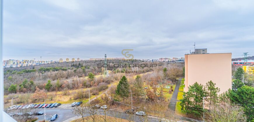 Prodej bytu 3+kk/Lodžie, 62 m², komora na chodbě, po úpravách, Modřany, OV