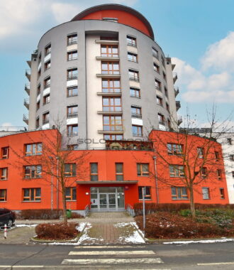 Pronájem bytu 2+kk, 52 m², komora v bytě, garážové stání, Praha – Záběhlice