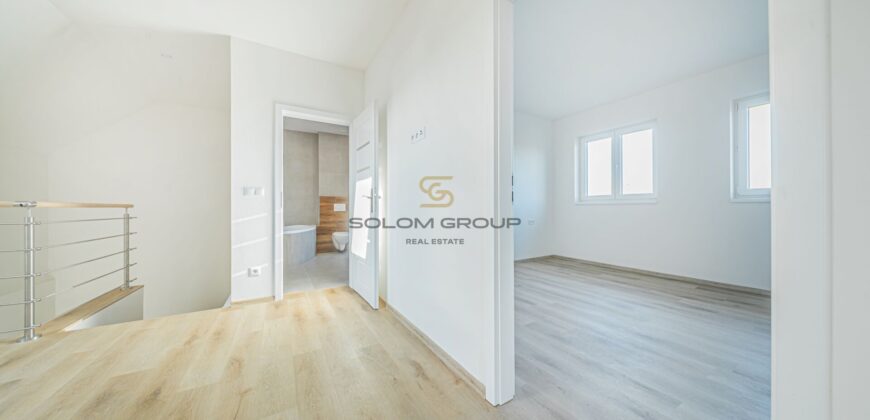 Prodej vícegeneračního rodinného domu 6+1 a 4+kk, 371 m², pozemek 807 m², Chýňava, okr. Beroun