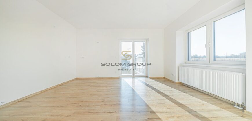 Prodej vícegeneračního rodinného domu 6+1 a 4+kk, 371 m², pozemek 807 m², Chýňava, okr. Beroun