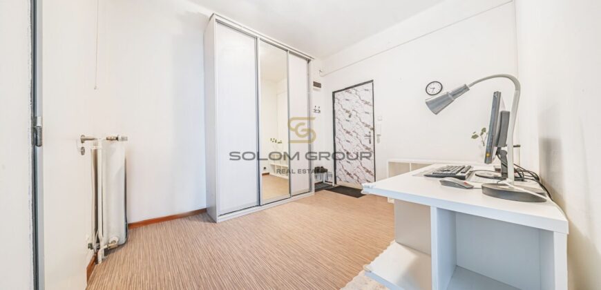 Prodej bytu 1+kk + sklep, 45 m², Smíchov, OV