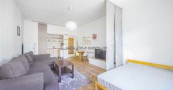 Prodej bytu 1+kk + sklep, 45 m², Smíchov, OV