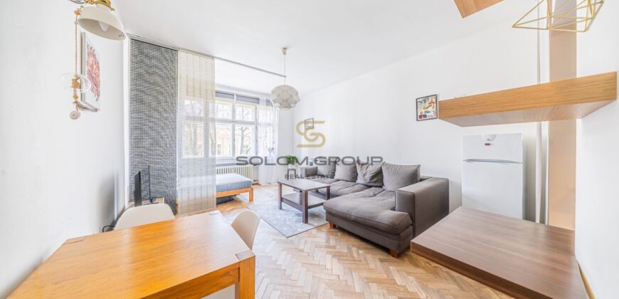 Prodej bytu 1+kk + sklep, 45 m², Smíchov, OV