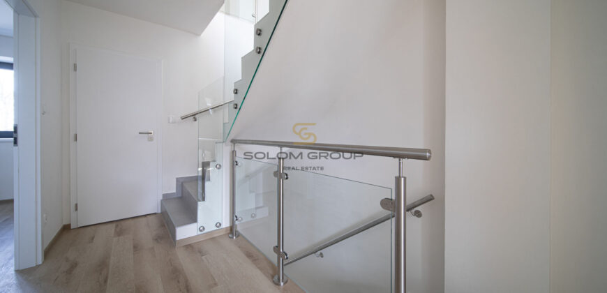 Prodej rodinného domu, 195 m2 s pozemkem 145 m2, Praha 4 – Krč